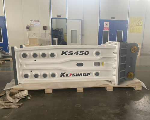 KS450 النوع العلوي 190mm الحفرة الصخرة الهيدروليكية كسارة للسكك الحديدية / الهندسة المعمارية