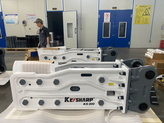 KS200 الهيدروليكية العالية القياسية 135 ملم قطر القصبة للحفر 18-22 طن